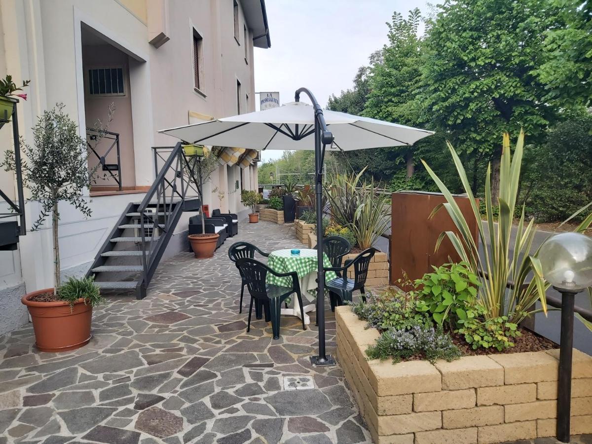 Hotel La Passeggiata Desenzano del Garda Eksteriør billede