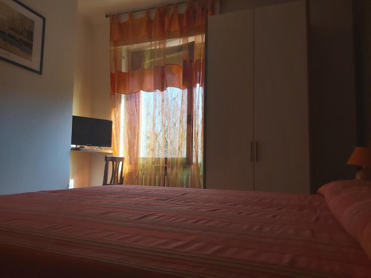 Hotel La Passeggiata Desenzano del Garda Eksteriør billede