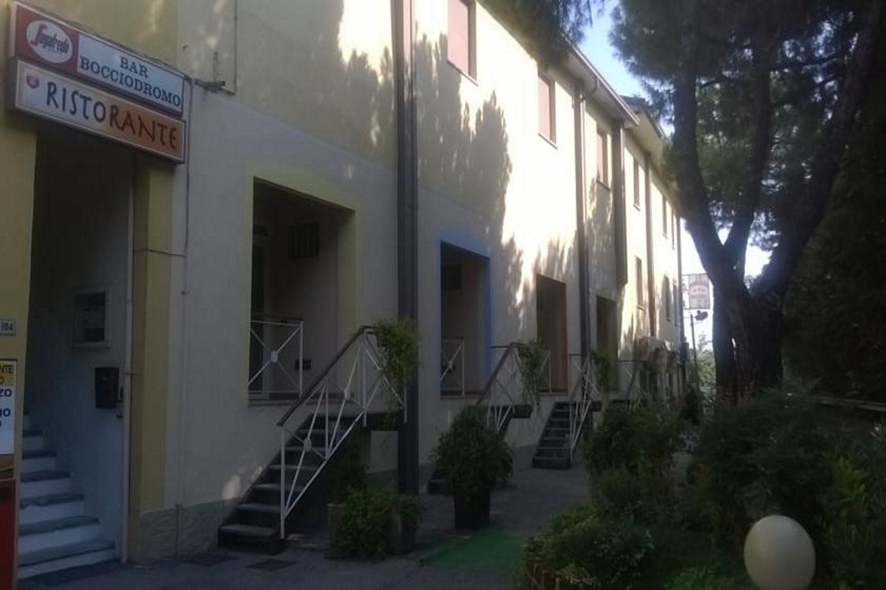 Hotel La Passeggiata Desenzano del Garda Eksteriør billede