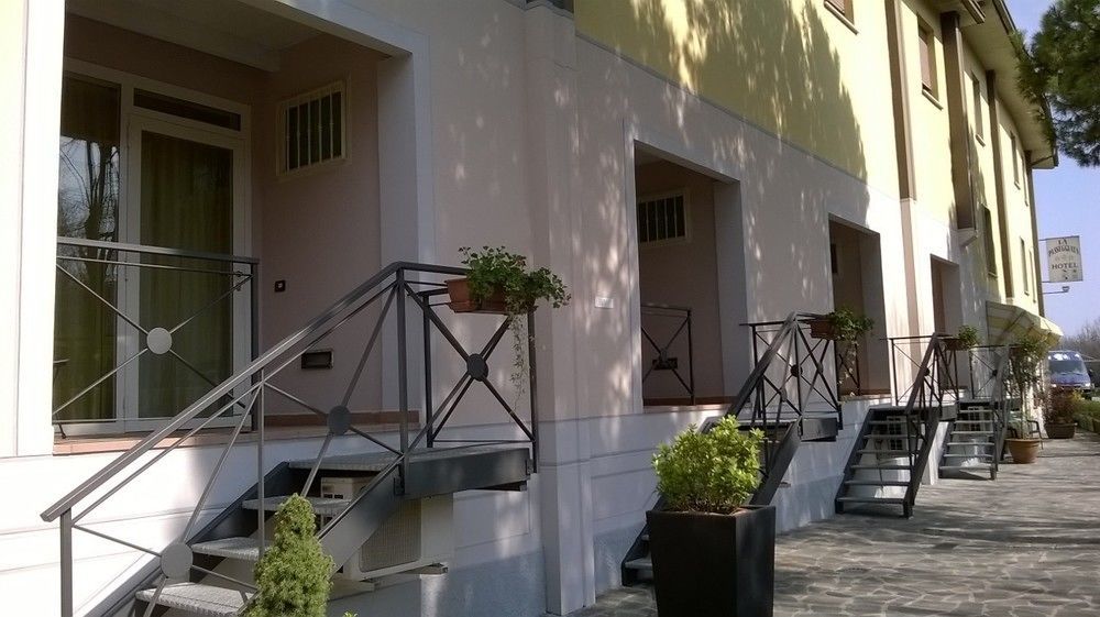 Hotel La Passeggiata Desenzano del Garda Eksteriør billede